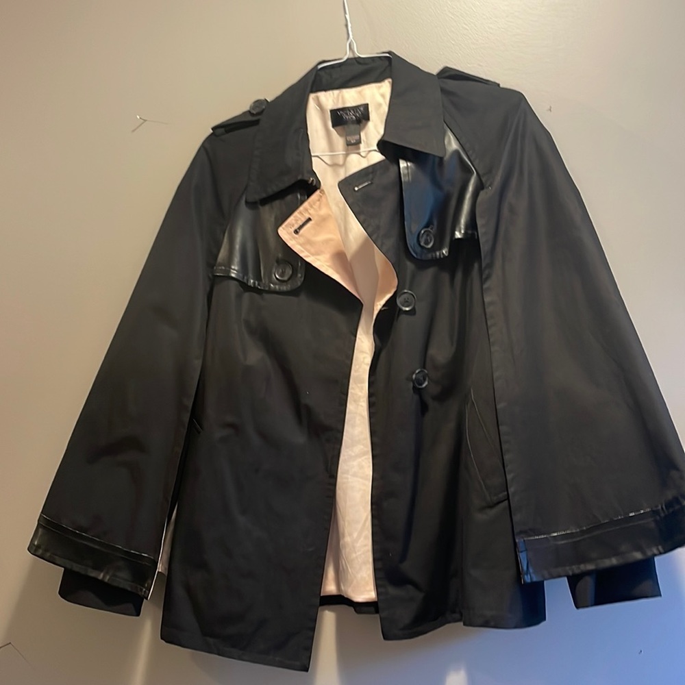 Victoria’s Secrets trenchcoat cape size S